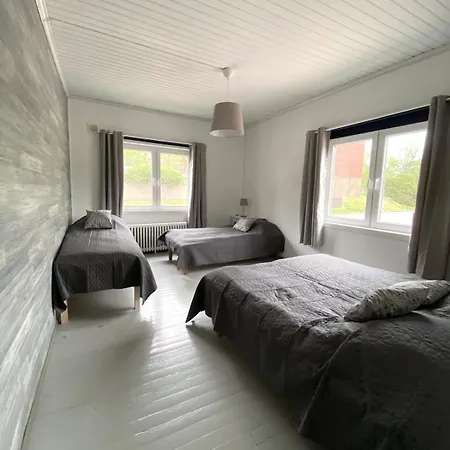 Cozy And Spacious Two-room 65m2 Lägenhet